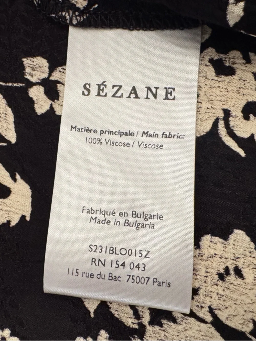 Sézane Dafne Black and Cream Floral Wrap Blouse Size 4 - Picture 10 of 11
